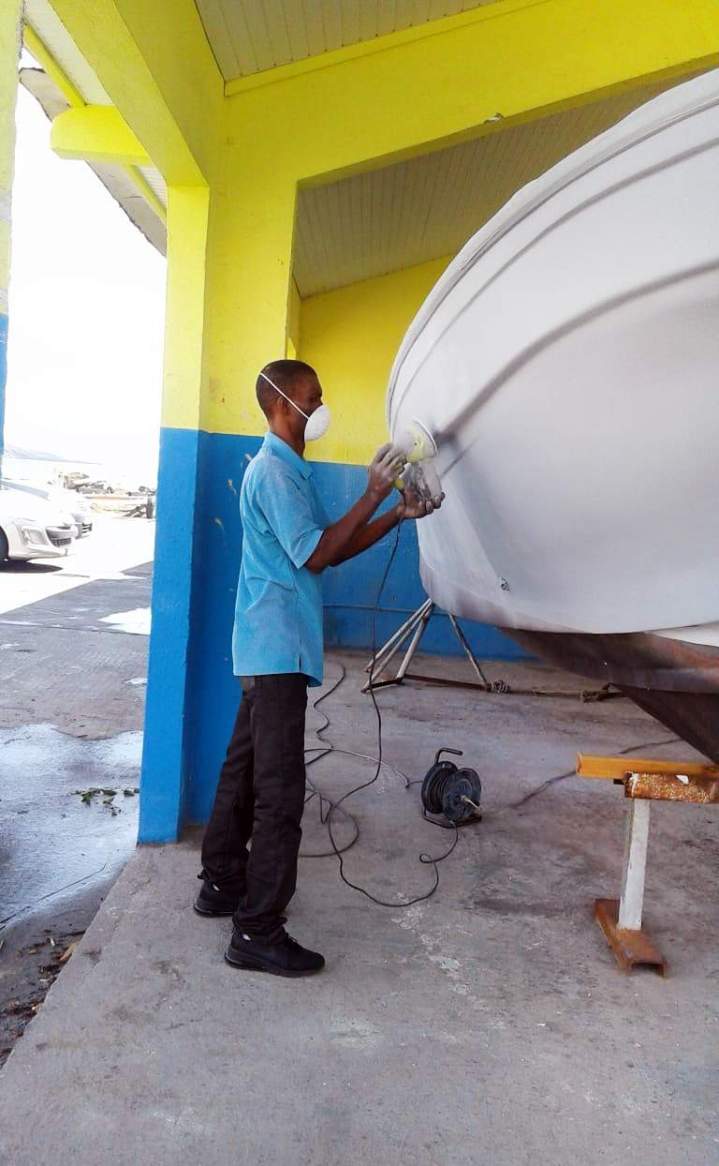 Rénovation du bateau Le Vauclin